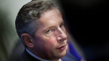 Image for Elliott Management Calls Foul When Arconic CEO Quits Via Letter